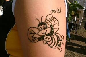 Henna-20. Kunstwerk von Aranka Mágori.